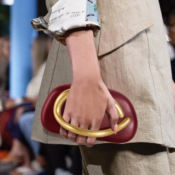 Women's Wine Red PU leather Acrylic Magnetic Buckle High Quality Trendy Clutch - Picture 3 of 6